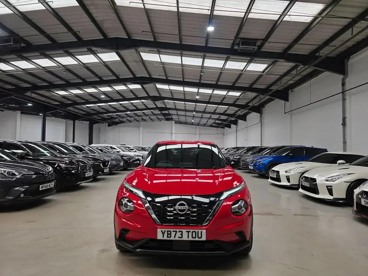 Used Nissan Juke N-Connecta 143 HP (105 kW) 2023 Red SUV