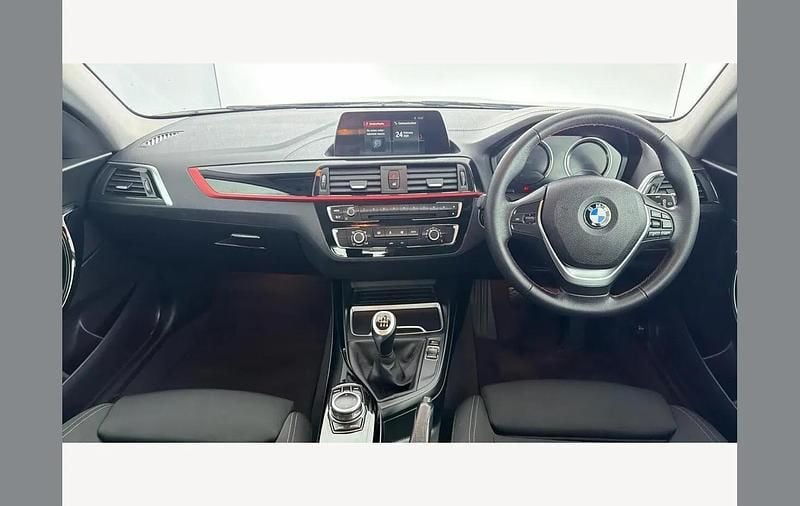 Used BMW 118 Sport Line 136 HP (100 kW) 2018 Grey Hatchback