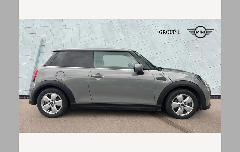 Used Mini Cooper Classic 136 HP (100 kW) 2022 Grey Hatchback