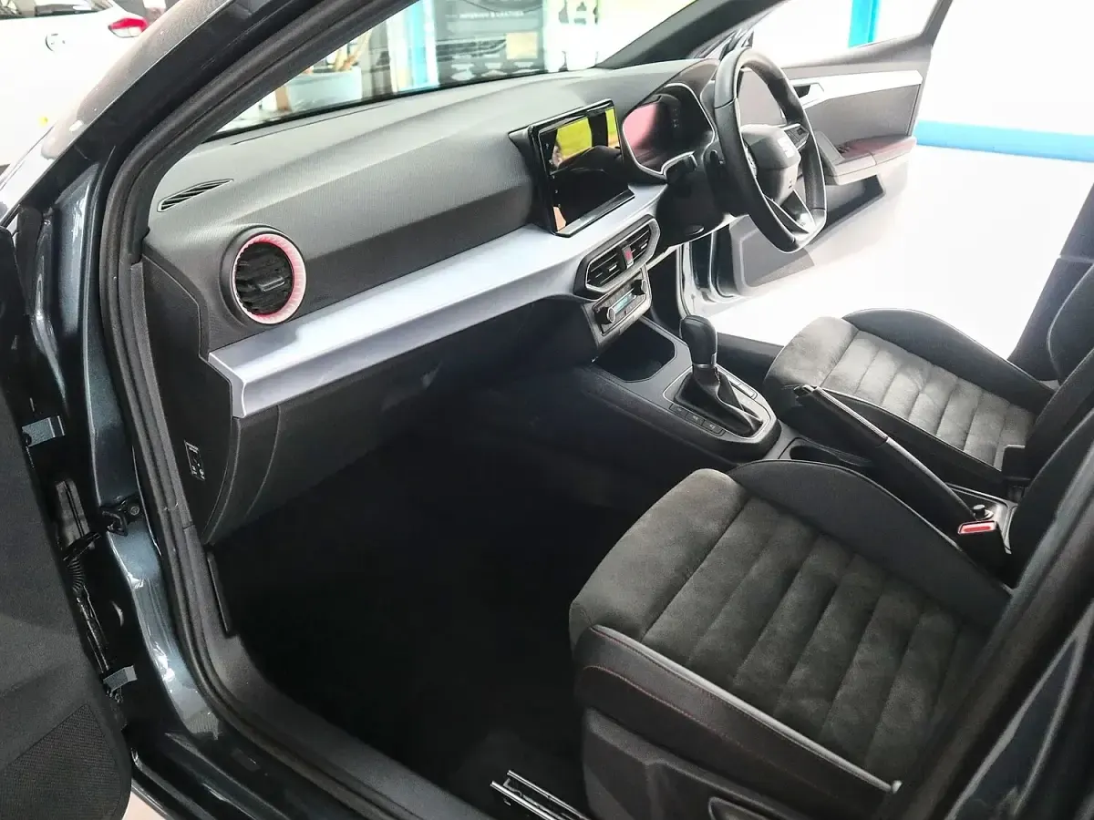 New Seat Ibiza FR Sport 2025 Magnetic tech grey Hatchback