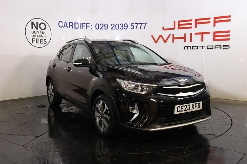 Black Used 2023 Kia Stonic Play SUV | £11,988 (Fair price) - Image 1/4