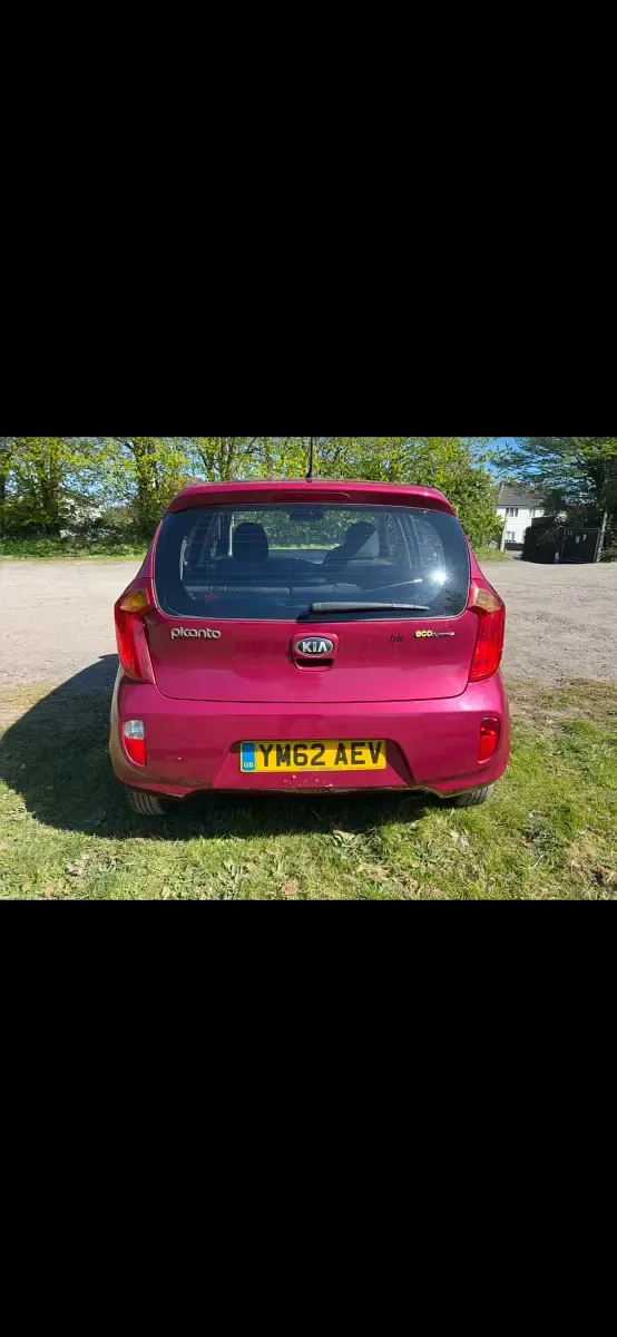 Used Kia Picanto 2013 Pink Hatchback