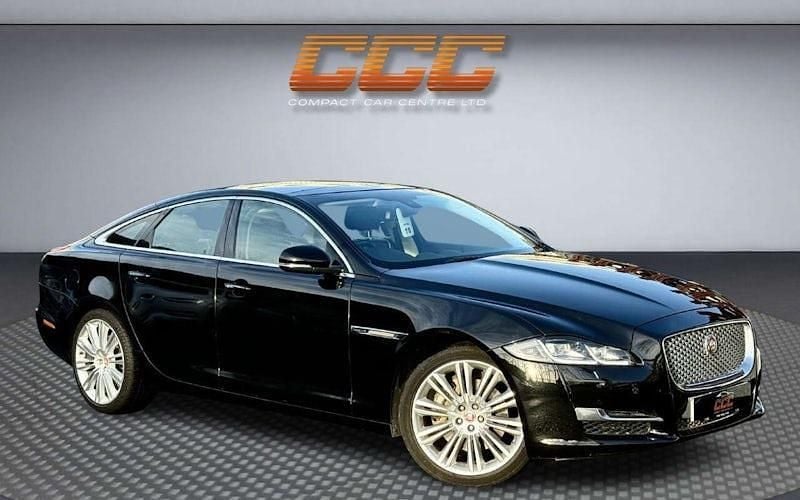 Used Jaguar XJ Premium Luxury 300 HP (220 kW) 2019 Sedan