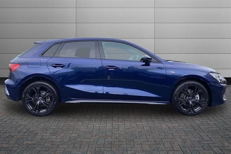 New Audi A3 e-tron Black Edition 204 HP (150 kW) 2025 Navarra blue Hatchback