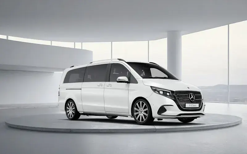 Used Mercedes V220 Premium 163 HP (119 kW) 2026 MPV