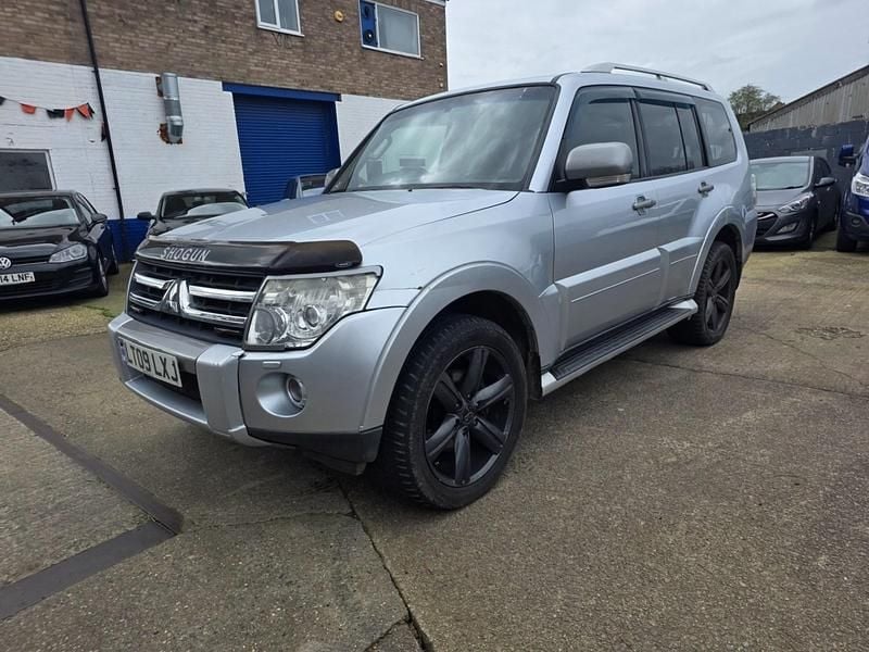 Used Mitsubishi Shogun 2009 Silver SUV