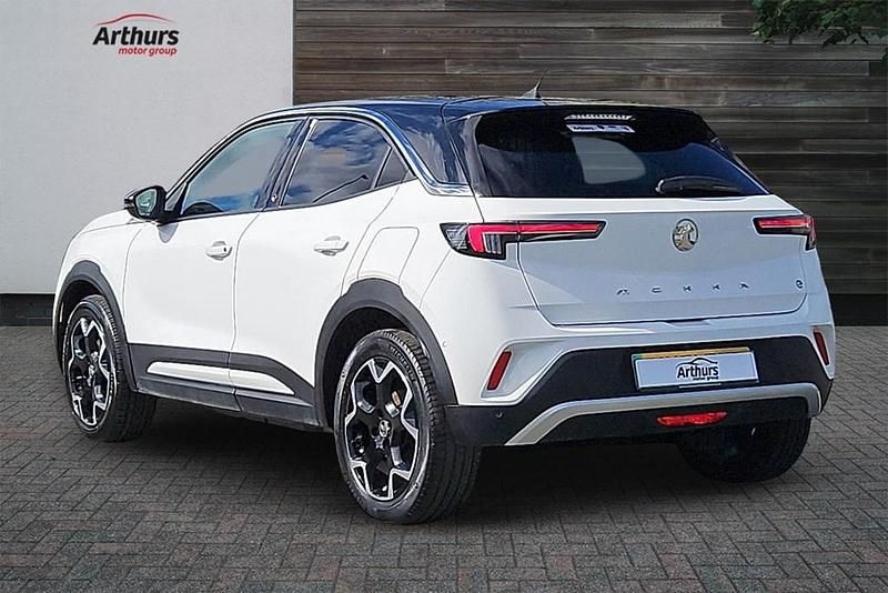 Used Vauxhall Mokka Edition 98 kW (134 HP) 2021 White SUV