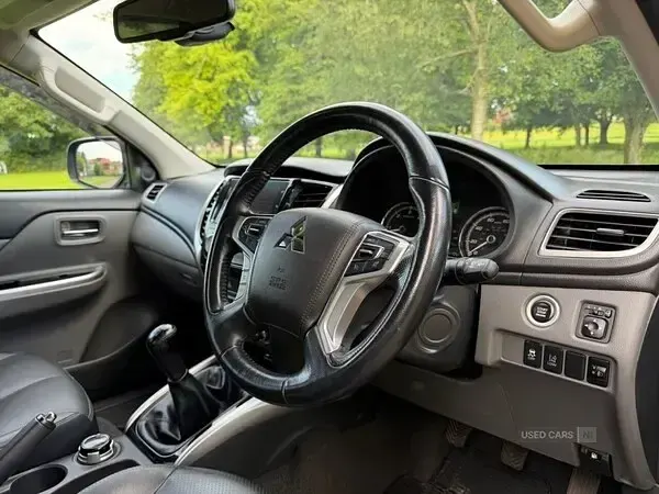 Used Mitsubishi L200 Warrior 181 HP (133 kW) 2019 Black Pickup