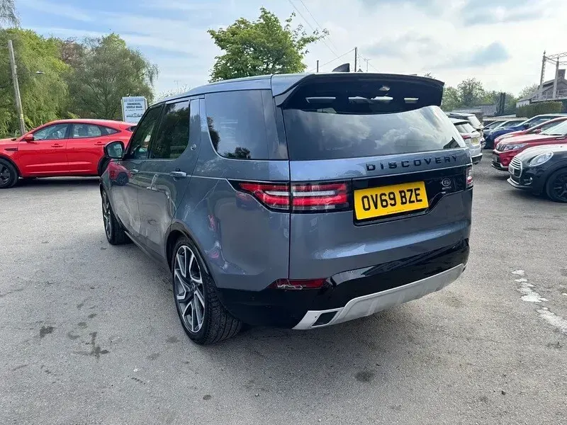 Used Land Rover Discovery 5 HSE 2019 Blue SUV