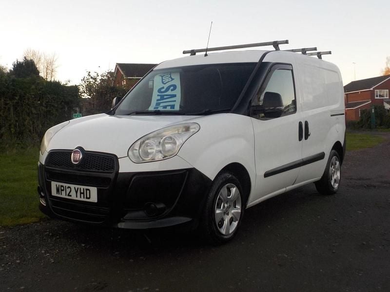 White Used 2012 Fiat Doblò MPV | £2,995 (A bit pricey) - Image 1/4