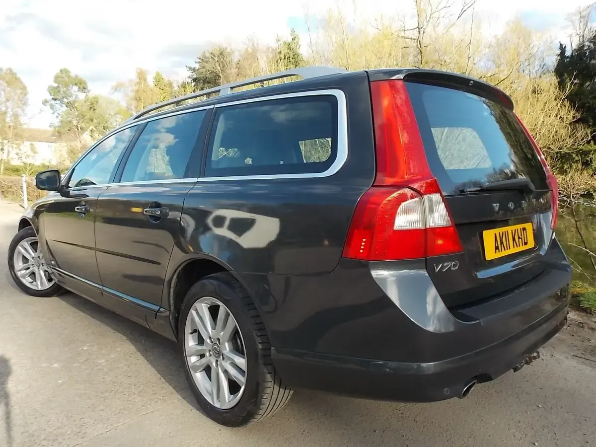 Used Volvo V70 SE Lux 205 HP (150 kW) 2011 Grey Estate