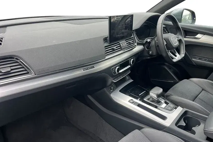 Used Audi Q5 S-Line 204 HP (150 kW) 2023 Grey SUV