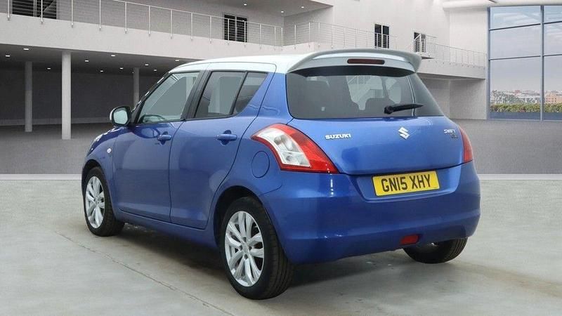 Used Suzuki Swift SZ-L 94 HP (69 kW) 2015 Blue/white Hatchback