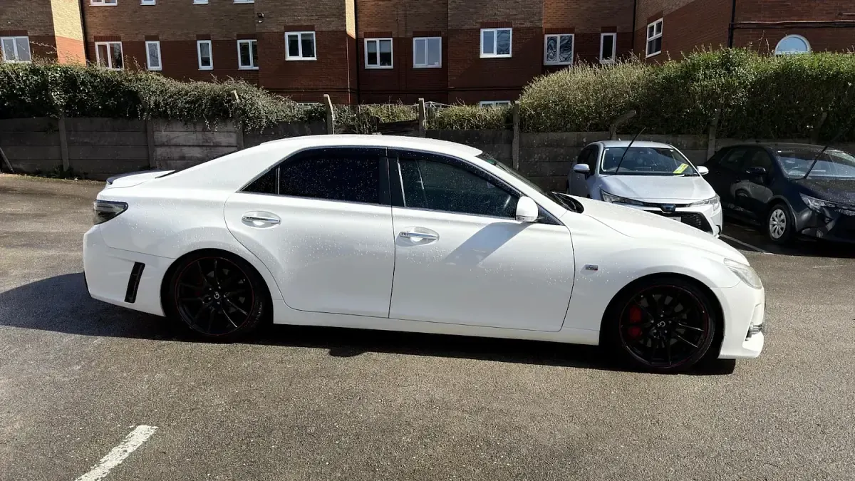 Used Toyota Mark X 2012 White Sedan