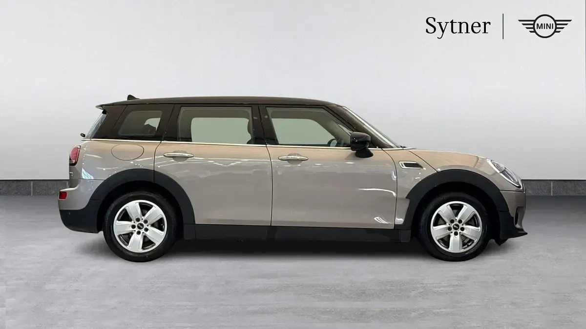 Used Mini Cooper Clubman Classic 134 HP (98 kW) 2023 Grey Estate