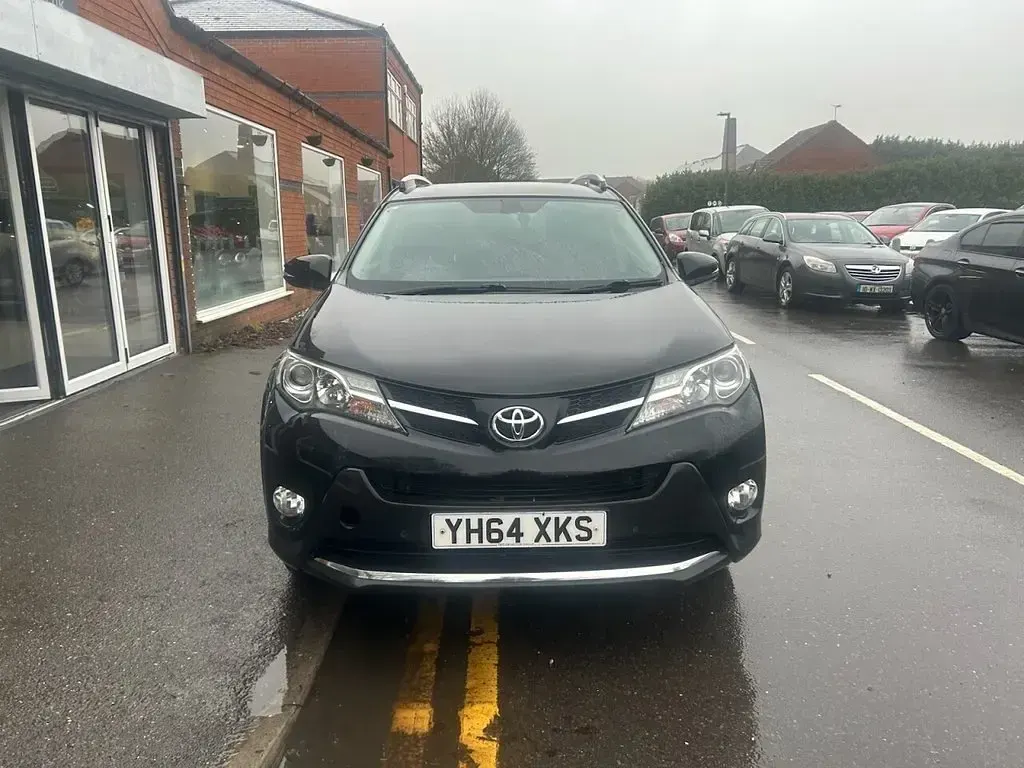 Used Toyota RAV4 124 HP (91 kW) 2014 Black Estate