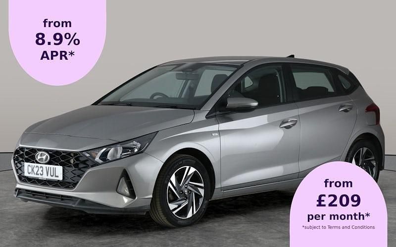 Bronze Used 2023 Hyundai i20 SE Hatchback | £15,029 (Fair price) - Image 1/2