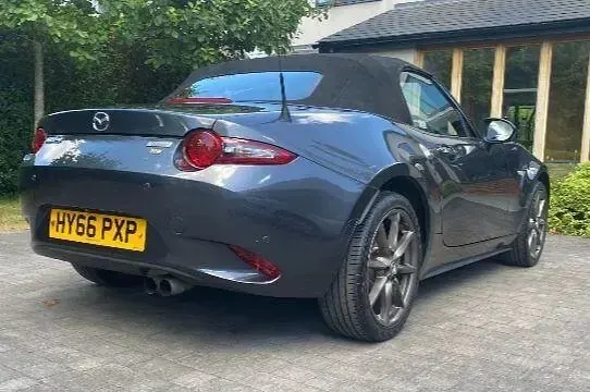 Used Mazda MX5 Inclusive 160 HP (117 kW) 2016 Grey Cabriolet