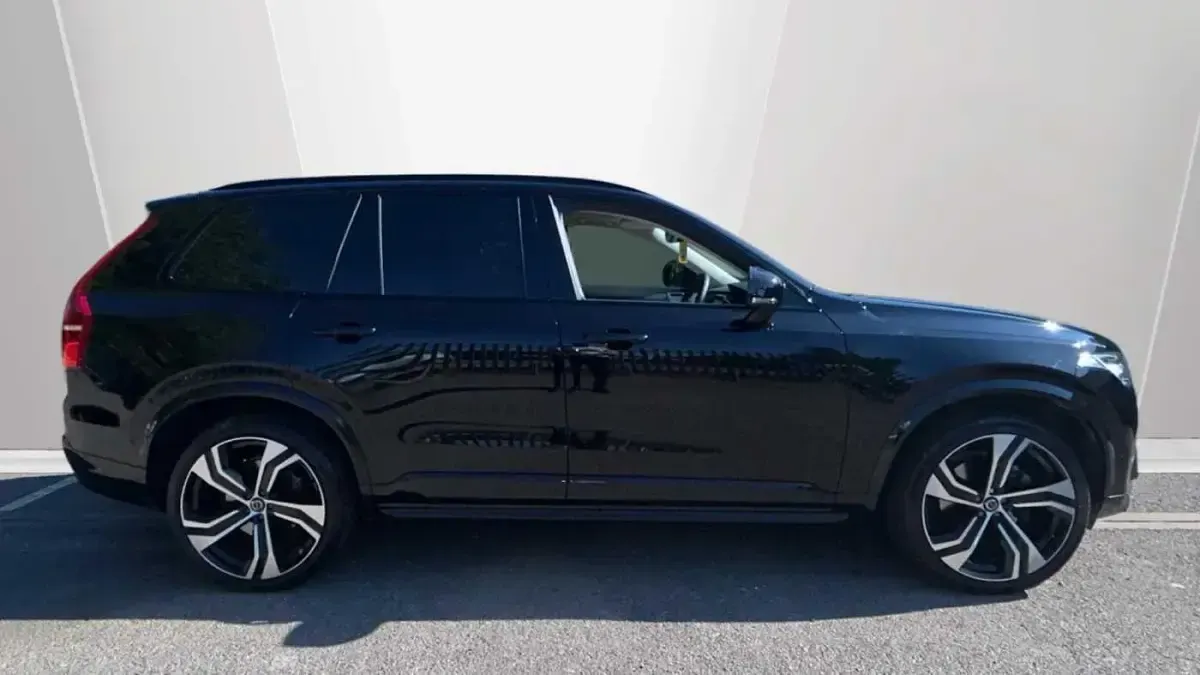 Used Volvo XC90 Ultra 455 HP (334 kW) 2025 Black SUV