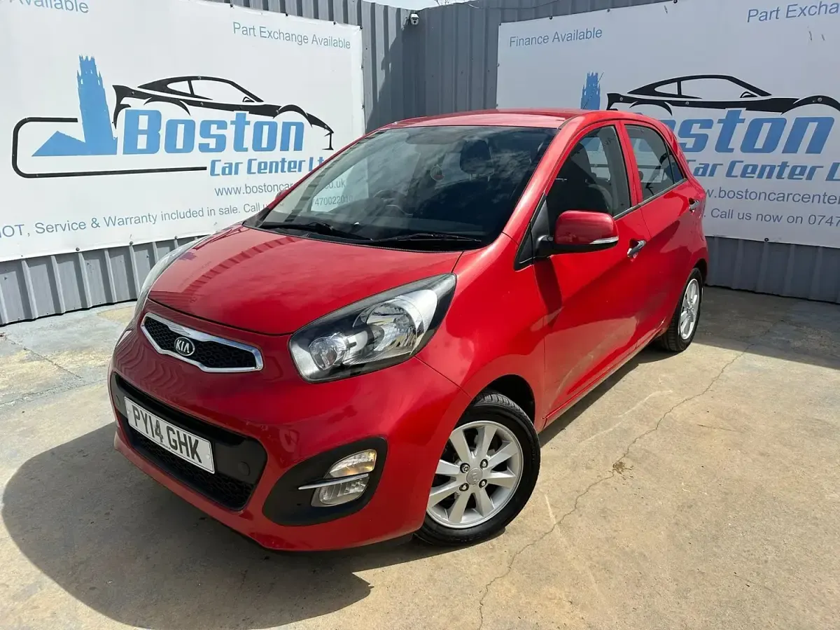 Used Kia Picanto 68 HP (50 kW) 2014 Red Hatchback