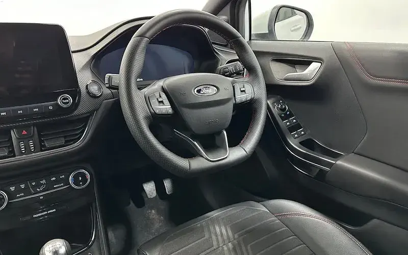 Used Ford Puma ST-Line X 125 HP (91 kW) 2023 White SUV