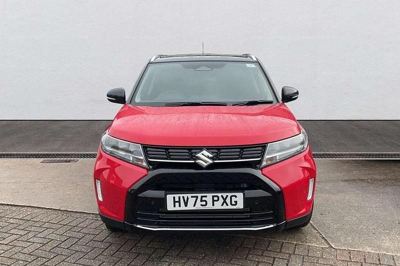 Used Suzuki Vitara 127 HP (93 kW) 2025 Red SUV