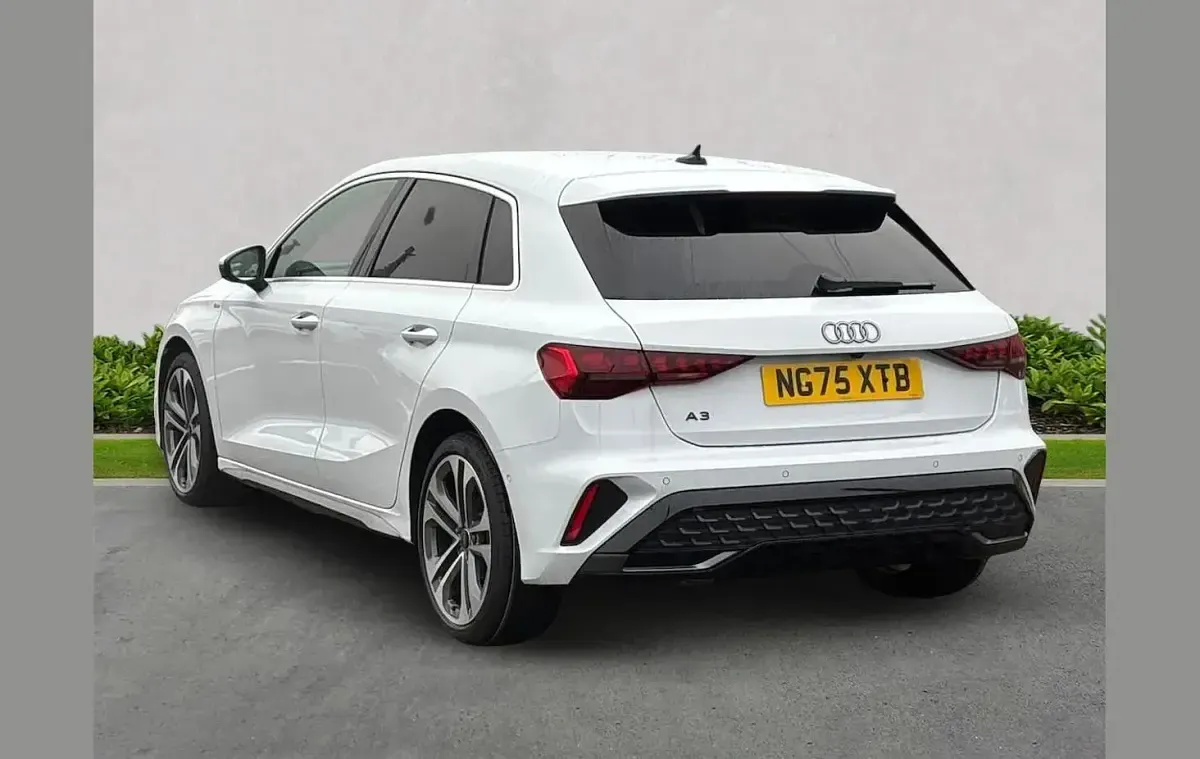 Used Audi A3 S-Line 150 HP (110 kW) 2026 White Hatchback