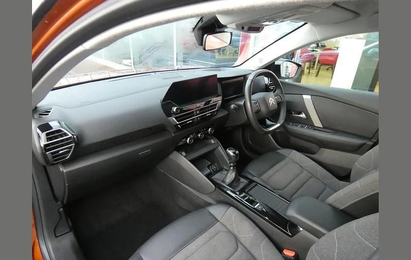 Used Citroën C4 PureTech 128 HP (94 kW) 2022 Brown Hatchback