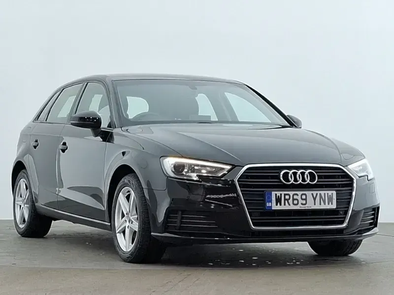 Begagnad Audi A3 150 HK (110 kW) 2020 Svart Sedan