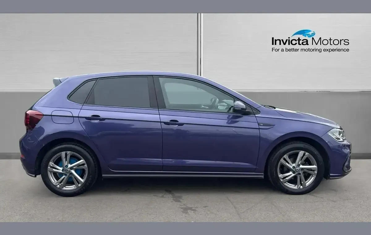Used VW Polo R-line 95 HP (69 kW) 2023 Mauve/purple Hatchback
