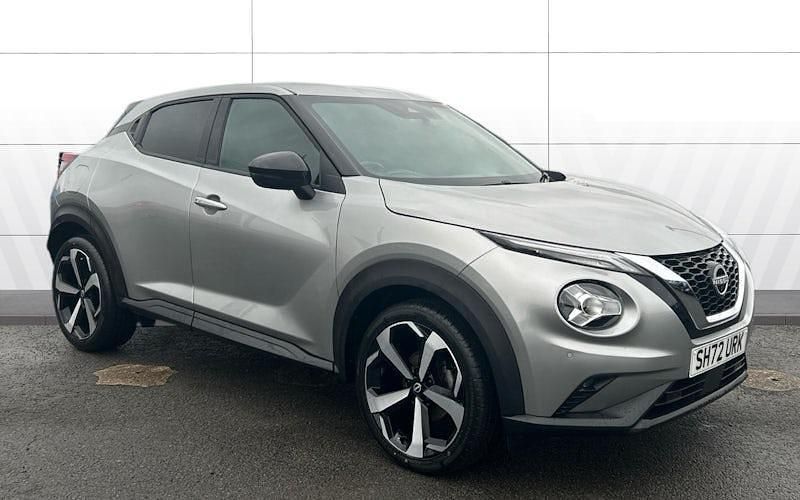 Used Nissan Juke Tekna 114 HP (83 kW) 2022 Silver SUV