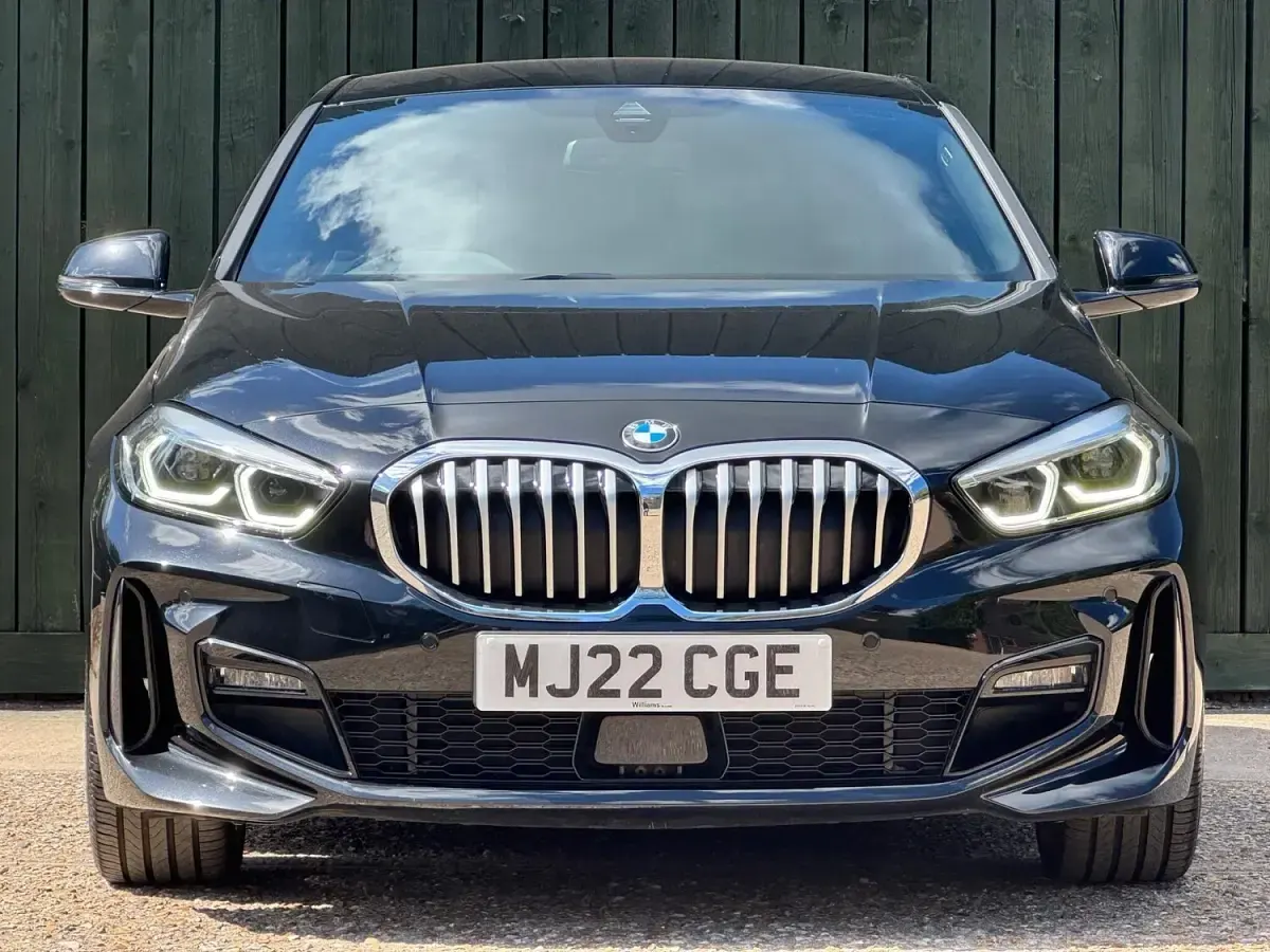 Used BMW 118 M Sport 136 HP (100 kW) 2022 Black Hatchback