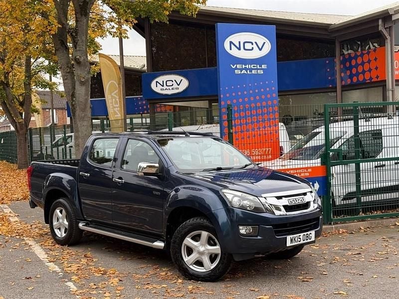 Blue Used 2015 Isuzu D-Max Pickup | £12,990 (Super price) - Image 1/3