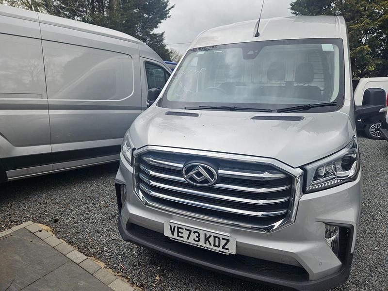 Used Maxus V90 2024 Silver Van