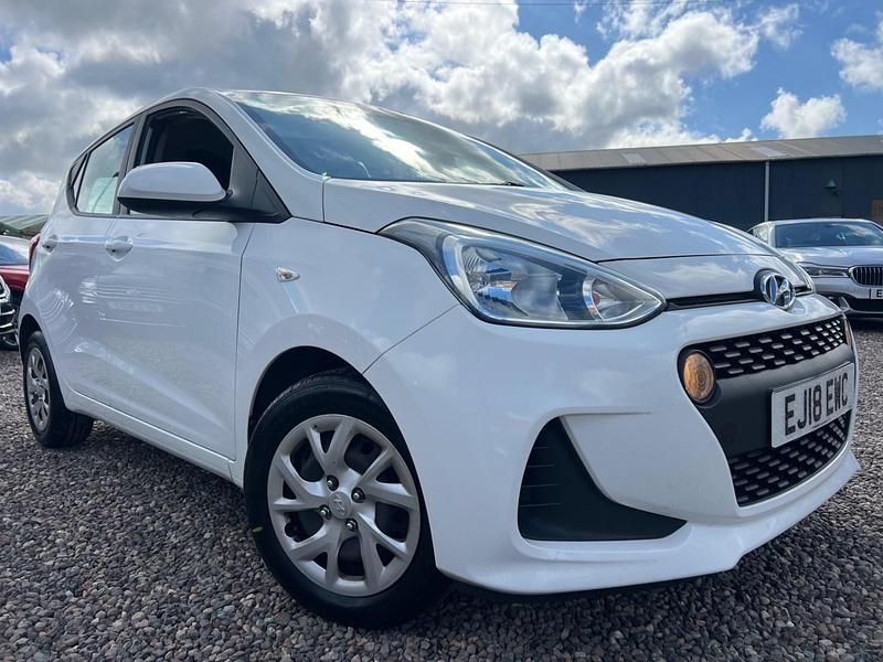 Usado Hyundai i10 SE 66 HP (48 kW) 2018 Branco Citadino