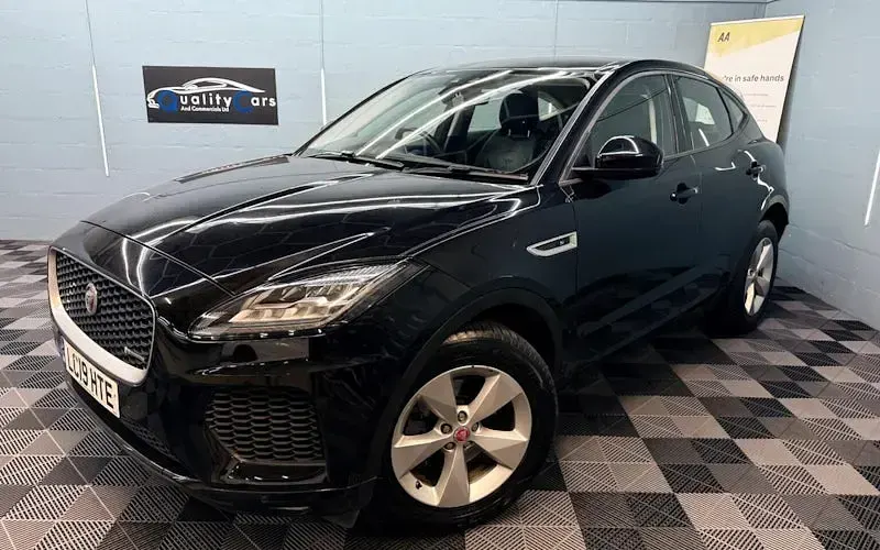 Used Jaguar E-Pace R-Dynamic 150 HP (110 kW) 2019 SUV