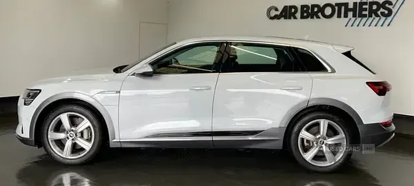 Used Audi e-tron 230 kW (313 HP) 2020 White SUV