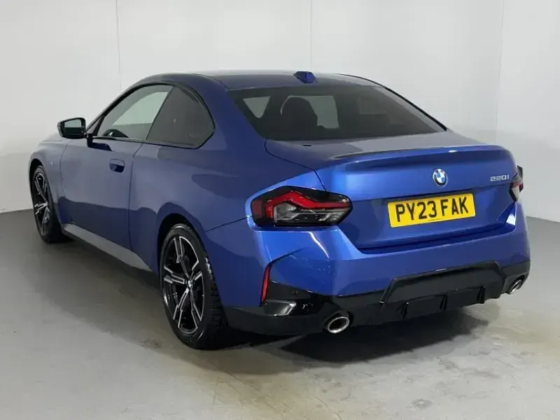 Used BMW 220 M Sport 181 HP (133 kW) 2023 Blue Coupe