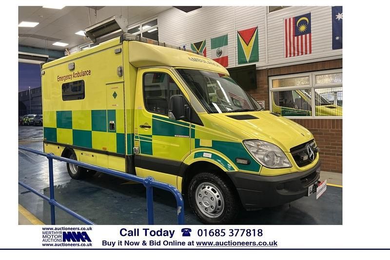 Used Mercedes Sprinter 150 HP (110 kW) 2009 Yellow Van