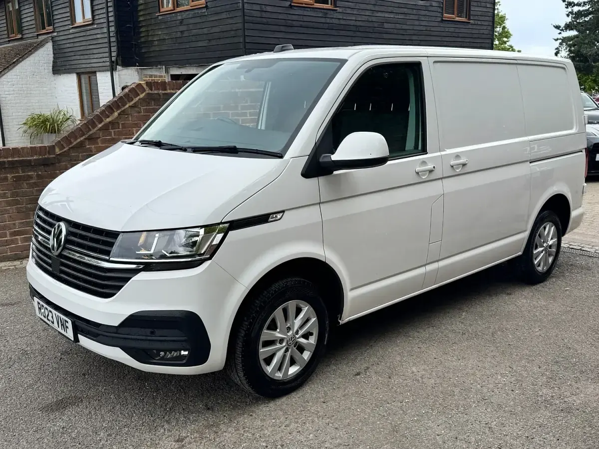 Used VW Transporter Highline 2023 White Van