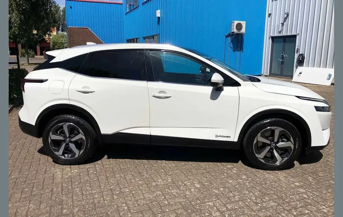 Used Nissan Qashqai N-Connecta 190 HP (139 kW) 2024 White SUV