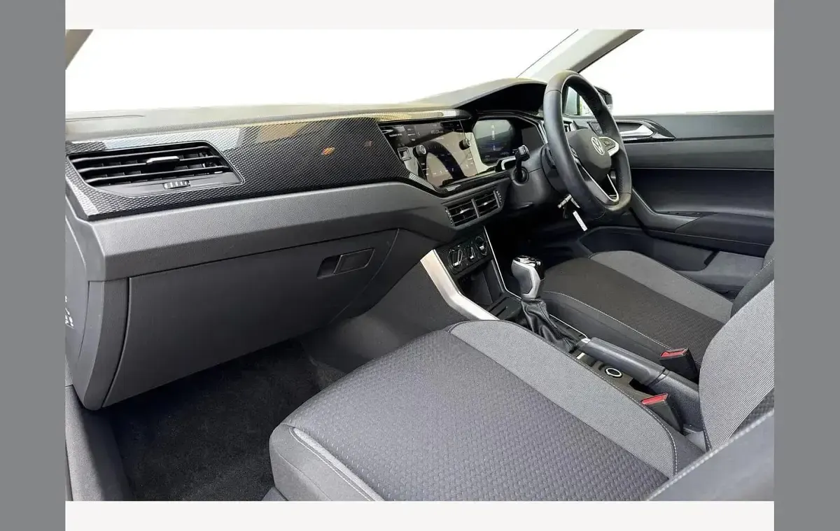 Used VW Polo Match 94 HP (69 kW) 2024 Silver Hatchback