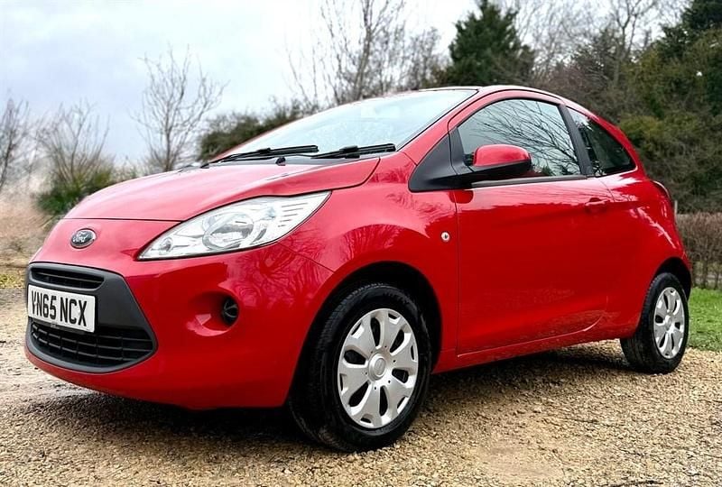 Used Ford Ka S 69 HP (50 kW) 2015 Red Hatchback
