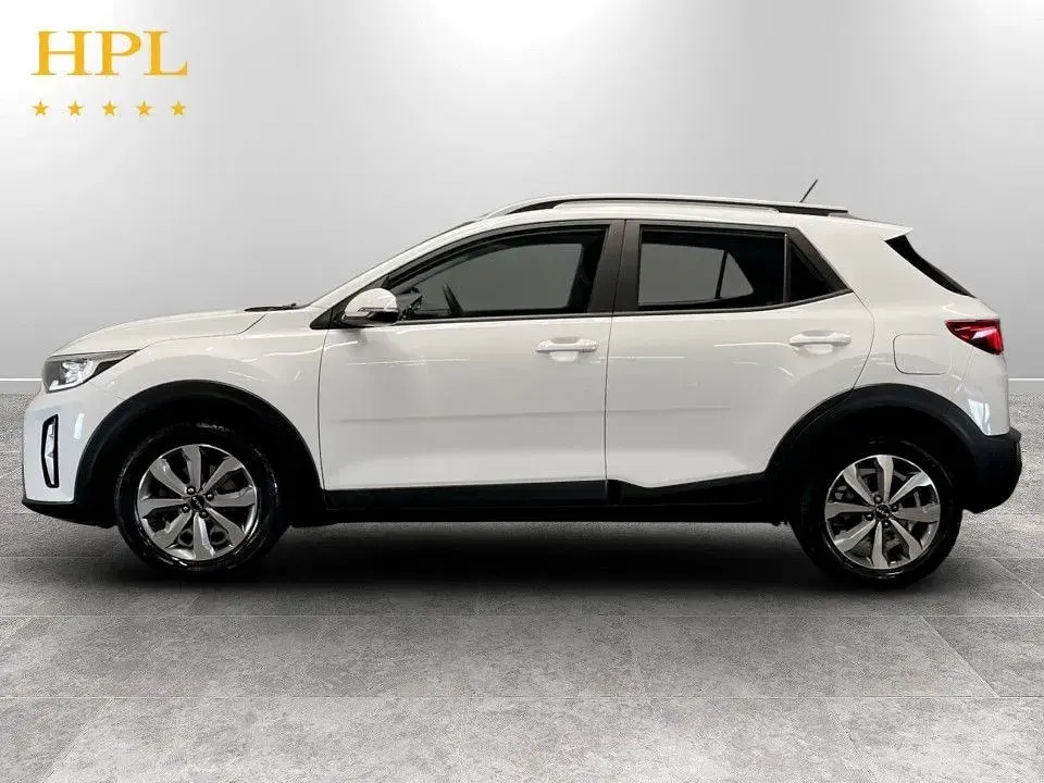 Used Kia Stonic 100 HP (73 kW) 2023 White SUV
