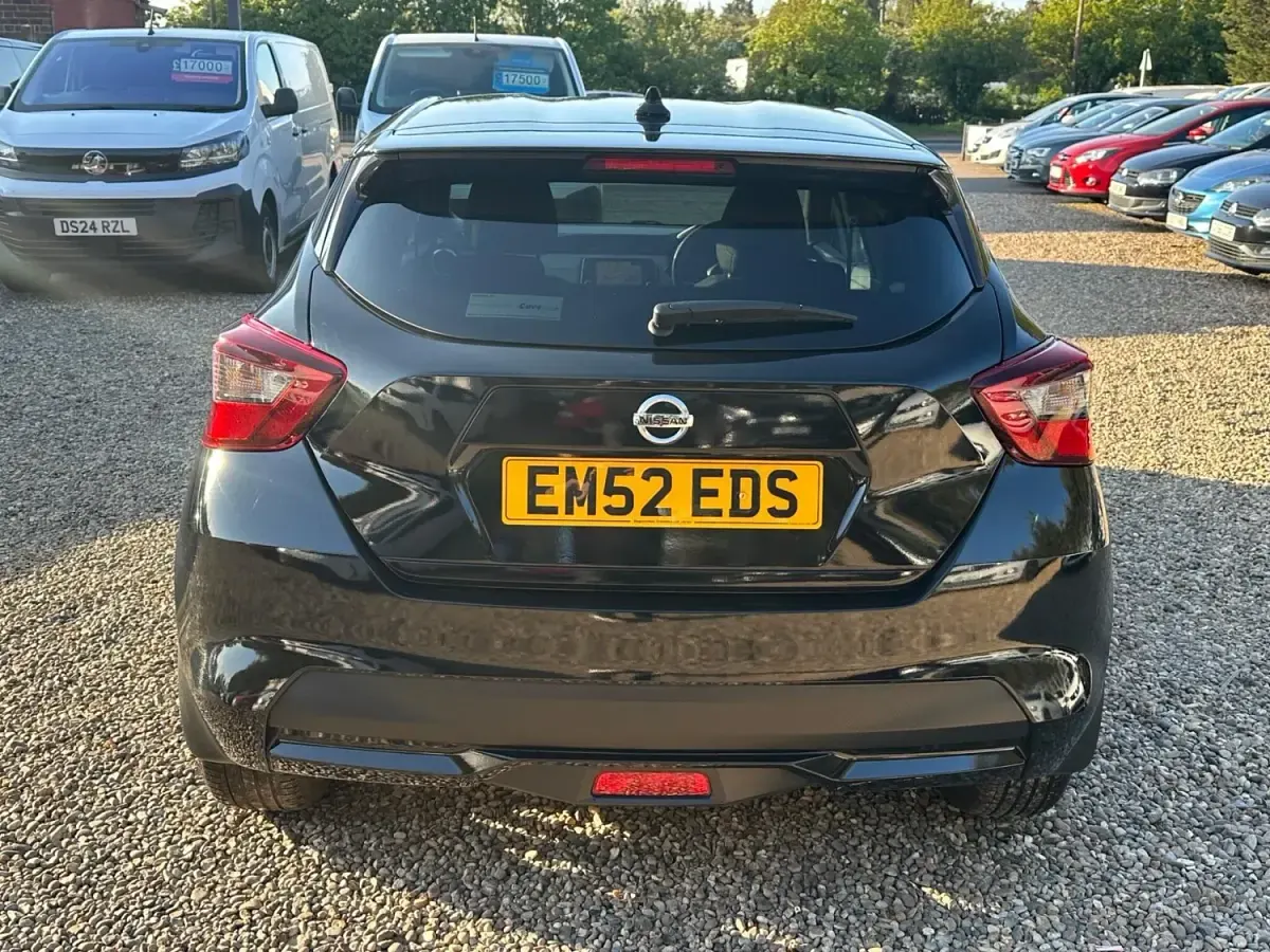 Second-hand Nissan Micra N-Connecta 2019 Negru Hatchback