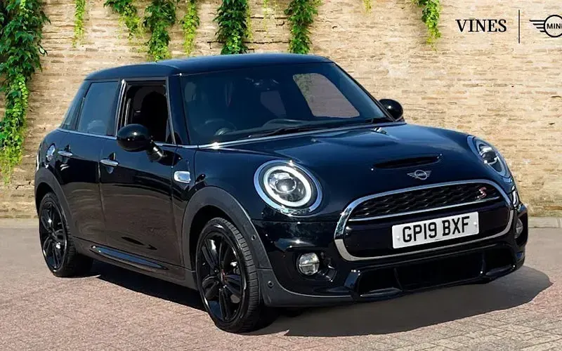 Used Mini Cooper S Hatch 192 HP (141 kW) 2019 Hatchback