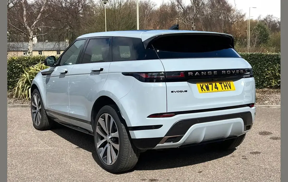 Used Land Rover Range Rover evoque Autobiography 200 HP (147 kW) 2024 Grey SUV