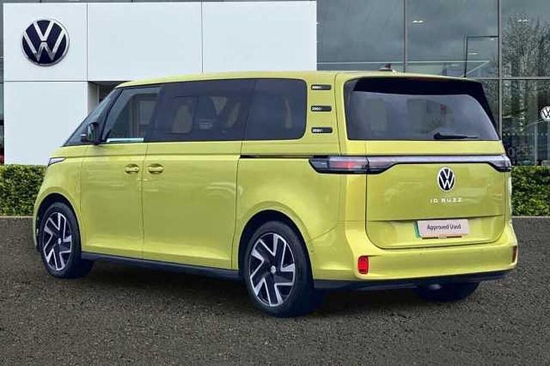 Used VW ID. Buzz 210 kW (286 HP) 2025 MPV