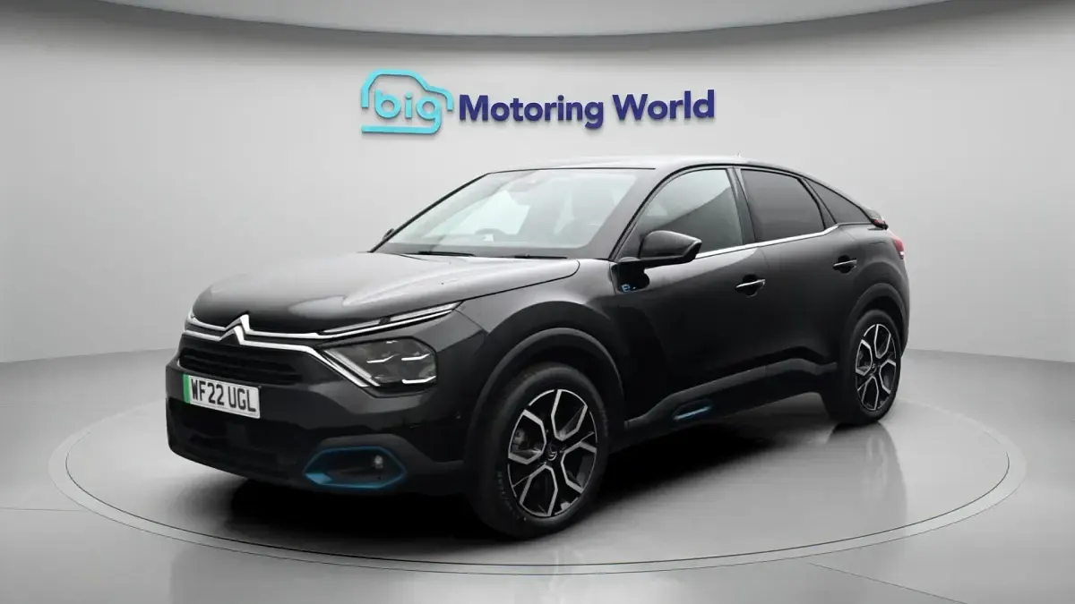 Used Citroën e-C4 Shine 100 kW (136 HP) 2021 Black Hatchback