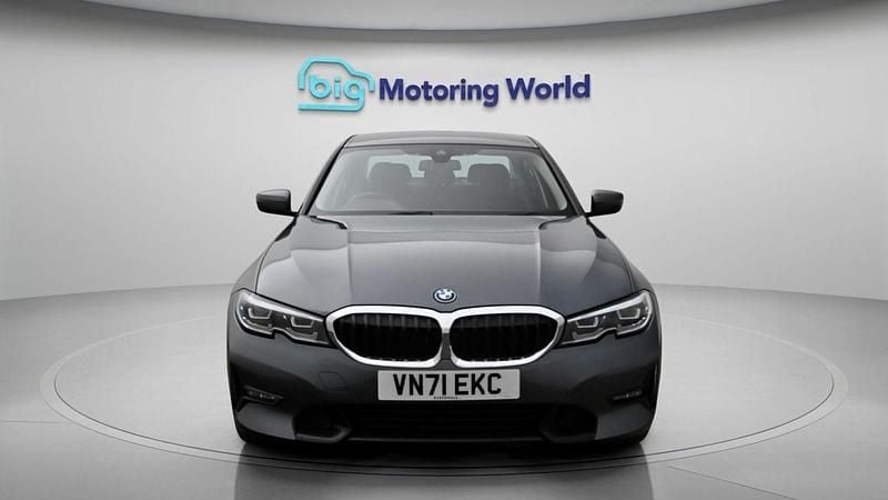 Used BMW 330e Sport Line 292 HP (214 kW) 2021 Grey Sedan